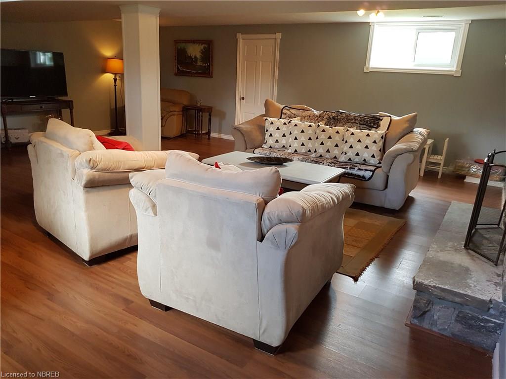 11 JOHNSON Road, Corbeil, Ontario, Canada