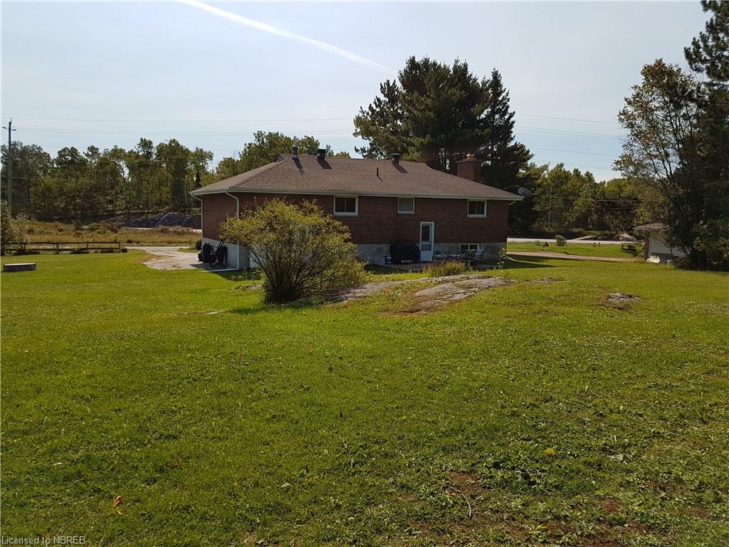 11 JOHNSON Road, Corbeil, Ontario, Canada