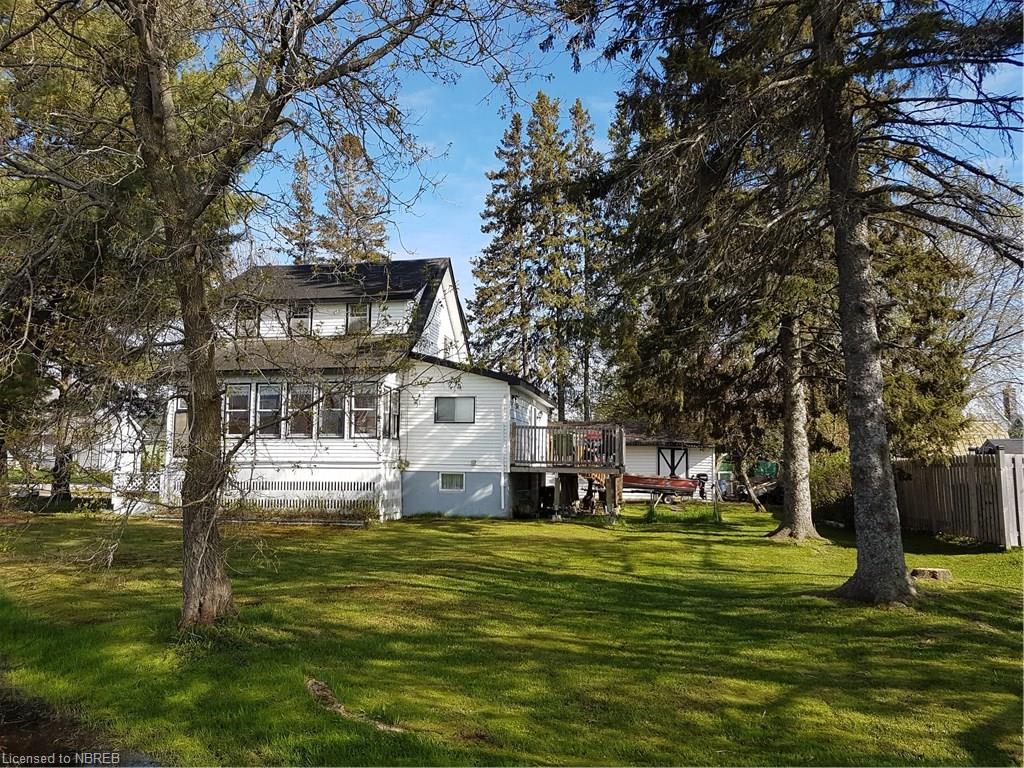 23 GLADSTONE Avenue, North Bay, Ontario, Canada