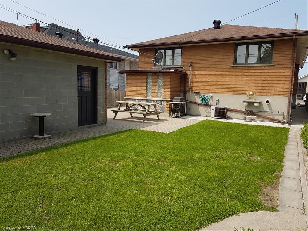 360 THIRD Avenue W, North Bay, Ontario, Canada