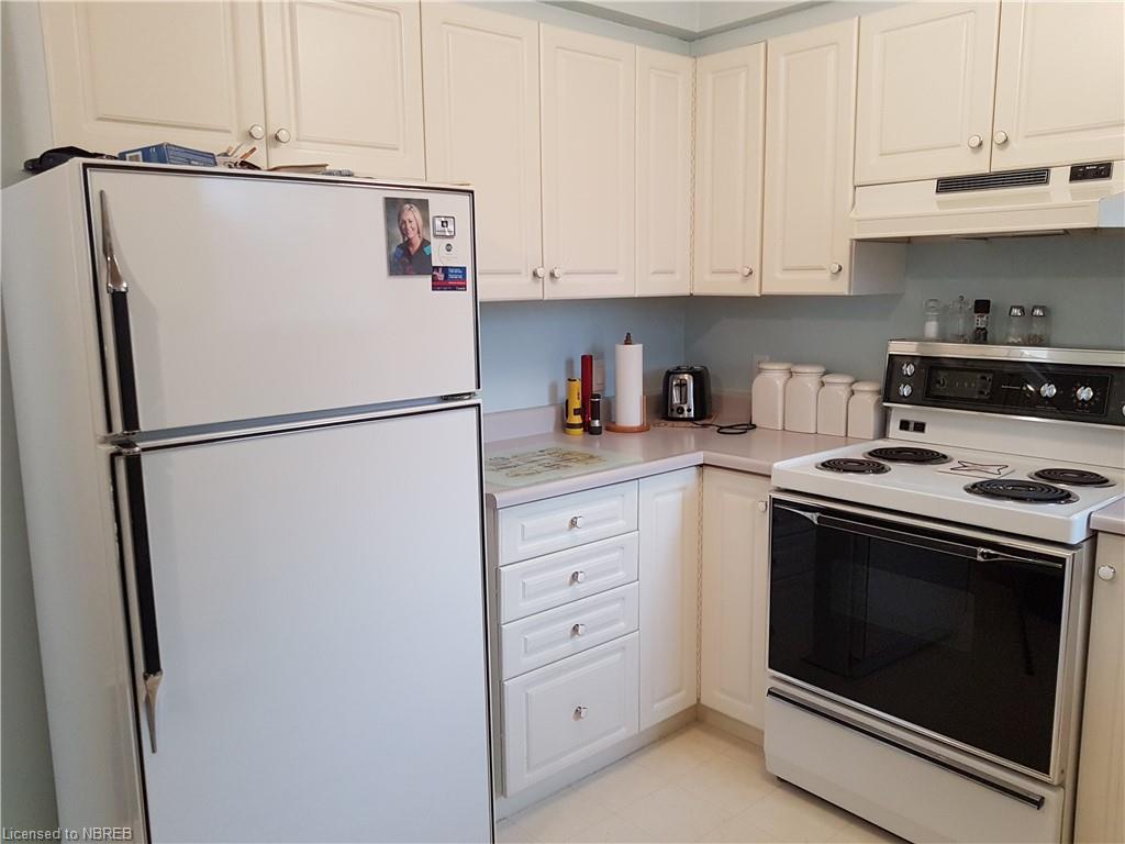 190 BALSAM Crescent, North Bay, Ontario, Canada