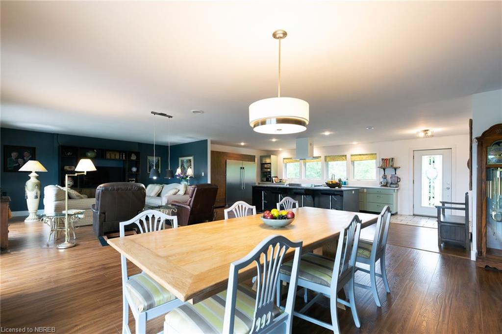 11327 HWY 17, Cache Bay, Ontario, Canada