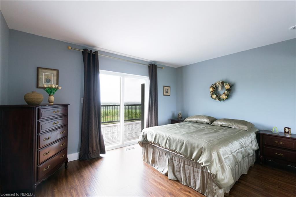 11327 HWY 17, Cache Bay, Ontario, Canada