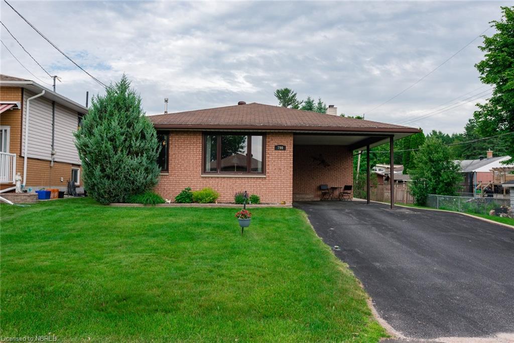 790 MCKAY Avenue, North Bay, Ontario, Canada