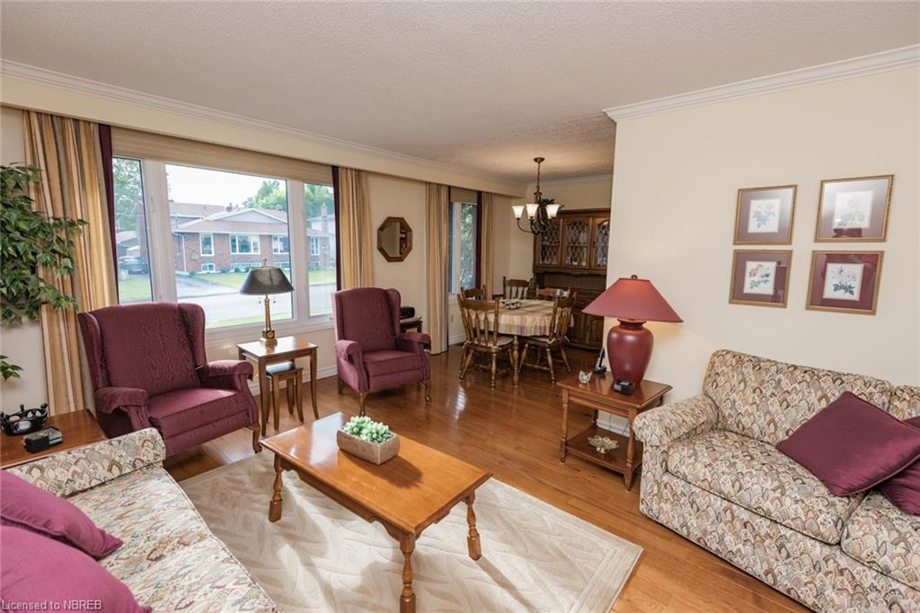 790 MCKAY Avenue, North Bay, Ontario, Canada