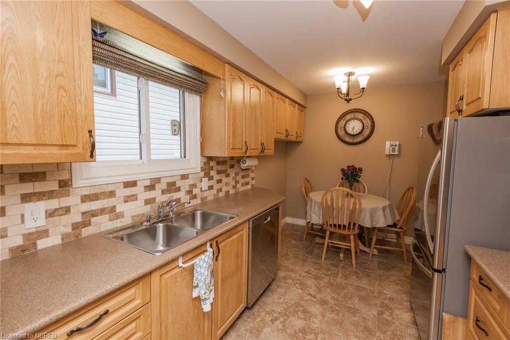 790 MCKAY Avenue, North Bay, Ontario, Canada
