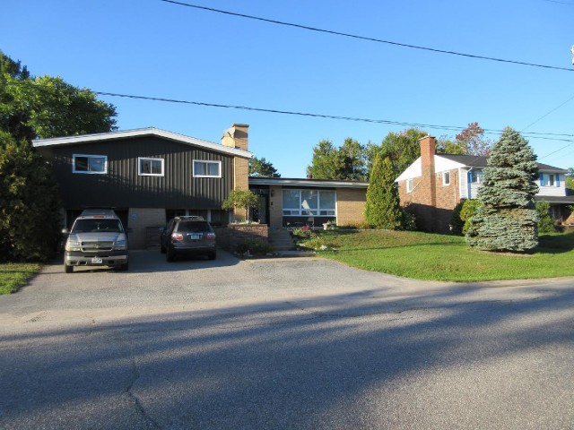 652 VIMY ST, North Bay, Ontario, Canada