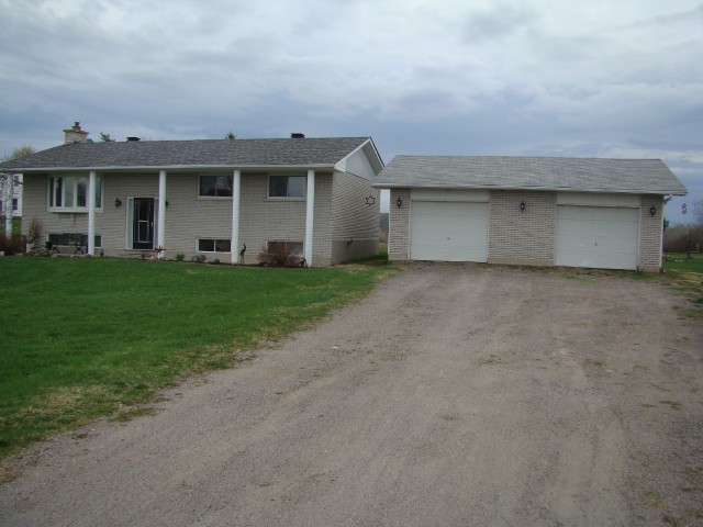 323 BOUNDARY RD, Powassan, Ontario, Canada