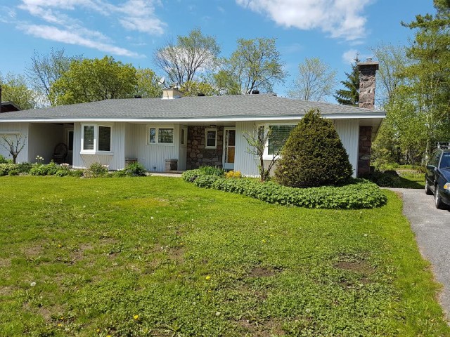 940 BLOEM ST, North Bay, Ontario, Canada photo 1