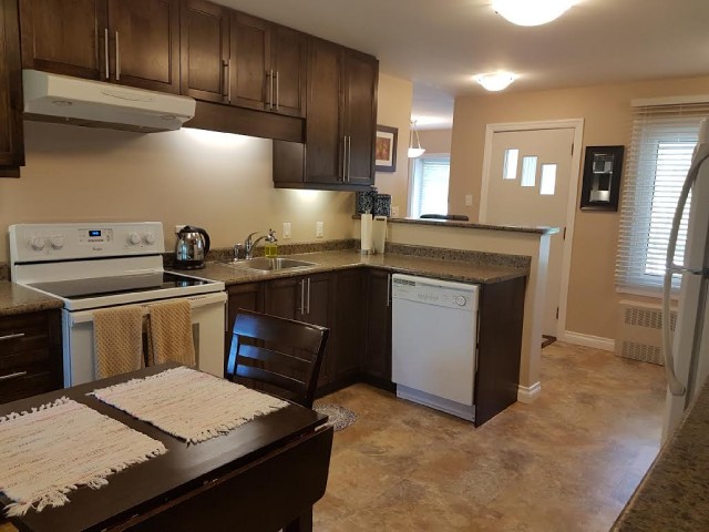940 BLOEM ST, North Bay, Ontario, Canada photo 6