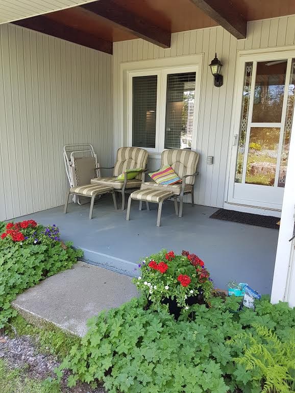 940 BLOEM ST, North Bay, Ontario, Canada photo 2