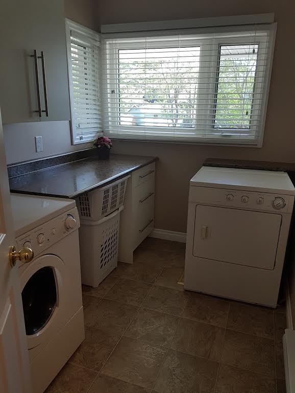 940 BLOEM ST, North Bay, Ontario, Canada photo 4