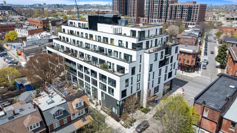 530 Indian Grove, Unit 706, Toronto, Ontario, Canada