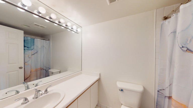 24 Southport Street, Unit 643, Toronto, Ontario, Canada photo 23
