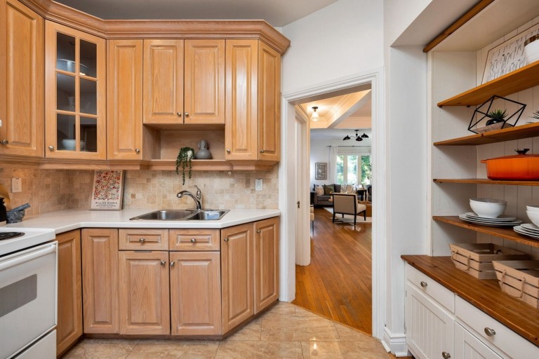 122 Colbeck Street, Toronto, Ontario, Canada photo 12