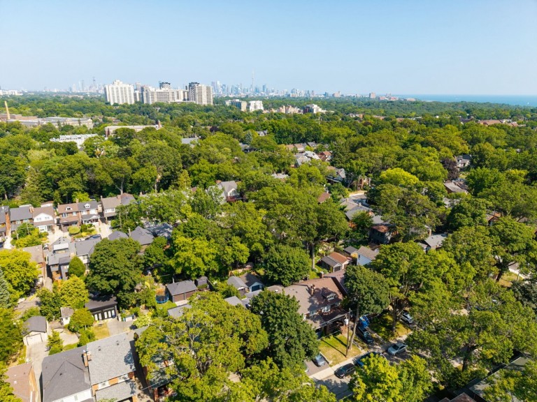 122 Colbeck Street, Toronto, Ontario, Canada photo 48