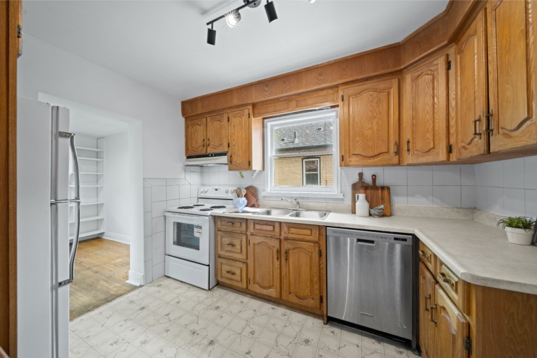 117 South Kingsway, Toronto, Ontario, Canada