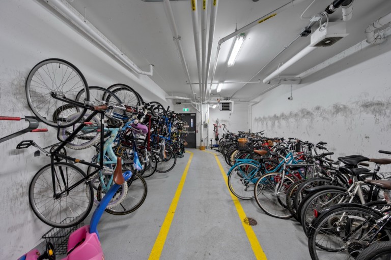 383 Sorauren Avenue Unit 614, Toronto, Ontario, Canada photo 25