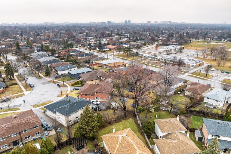 29 Richland Crescent, Toronto, Ontario, Canada photo 85