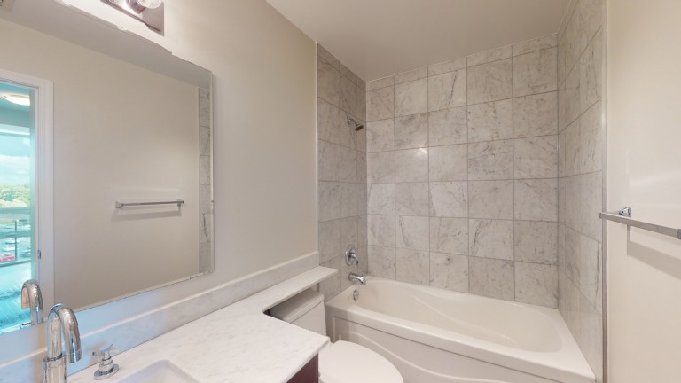 1900 Lakeshore Boulevard West Blvd 707, Toronto, Ontario, Canada photo 18