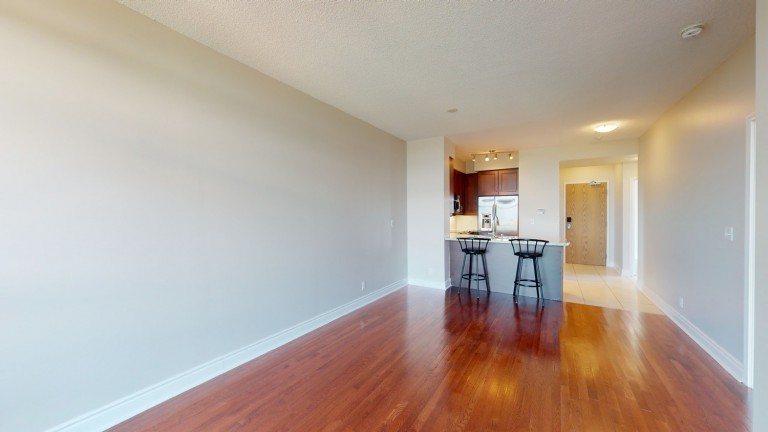 1900 Lakeshore Boulevard West Blvd 707, Toronto, Ontario, Canada photo 7