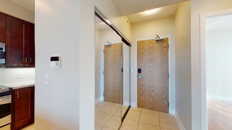 1900 Lakeshore Boulevard West Blvd 707, Toronto, Ontario, Canada photo 2
