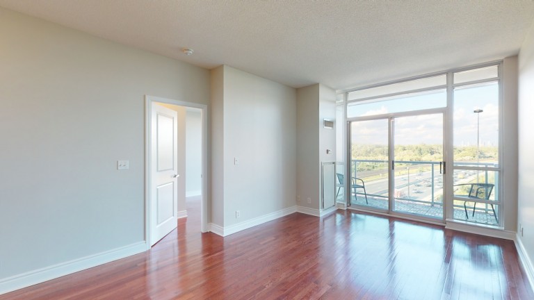 1900 Lakeshore Boulevard West Blvd 707, Toronto, Ontario, Canada photo 8