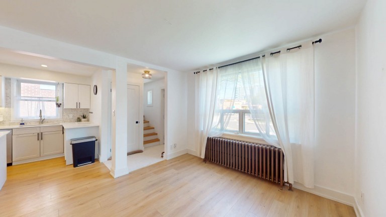 40 Alexander Street, Toronto, Ontario, Canada photo 17