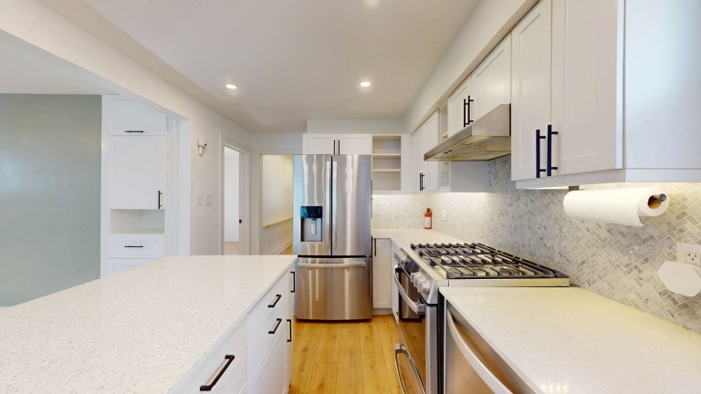40 Alexander Street, Toronto, Ontario, Canada photo 11