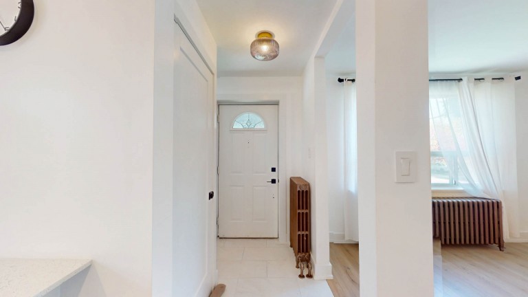 40 Alexander Street, Toronto, Ontario, Canada photo 2