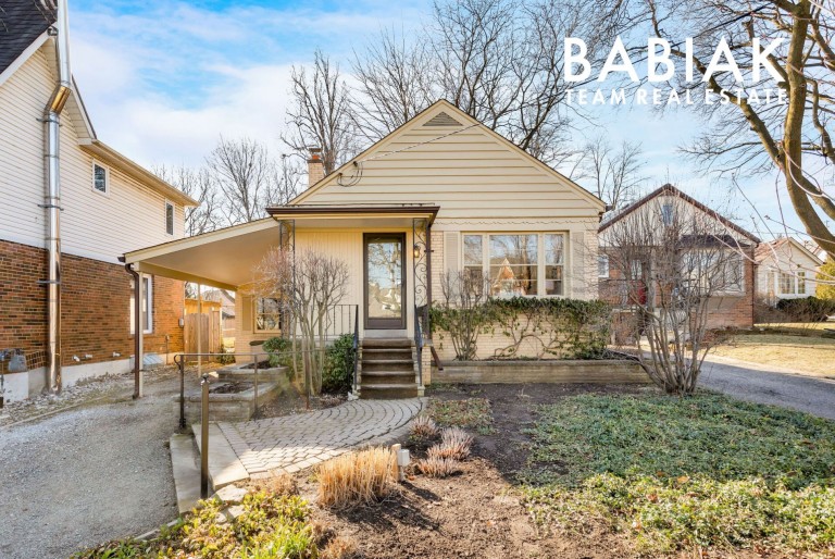 21 Inchcliffe Crescent, Toronto, Ontario, Canada photo 1