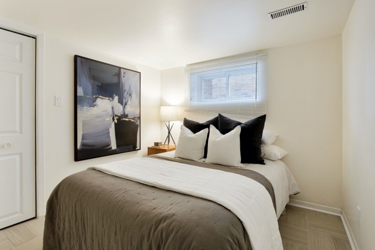 16 Halford Avenue, Toronto, Ontario, Canada