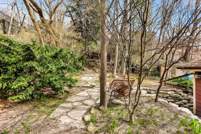 73 Riverview Gardens, Toronto, Ontario, Canada