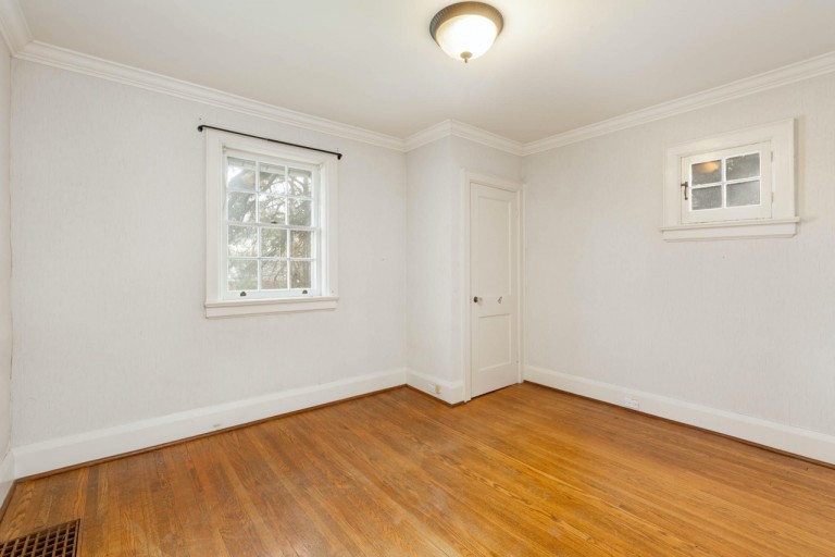 1372 Islington Avenue, Toronto, Ontario, Canada