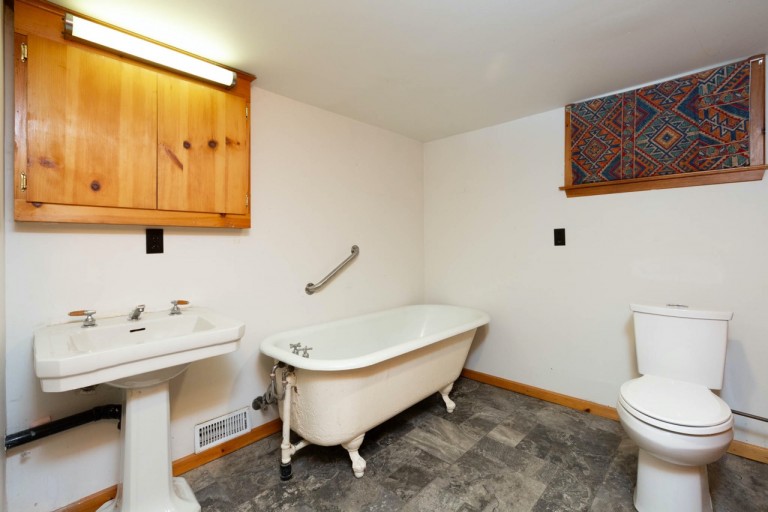 1372 Islington Avenue, Toronto, Ontario, Canada