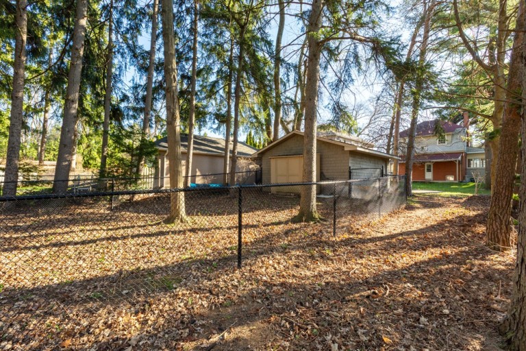 1372 Islington Avenue, Toronto, Ontario, Canada