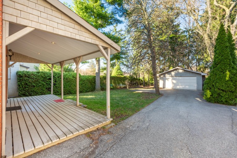 1372 Islington Avenue, Toronto, Ontario, Canada