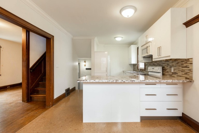 1372 Islington Avenue, Toronto, Ontario, Canada