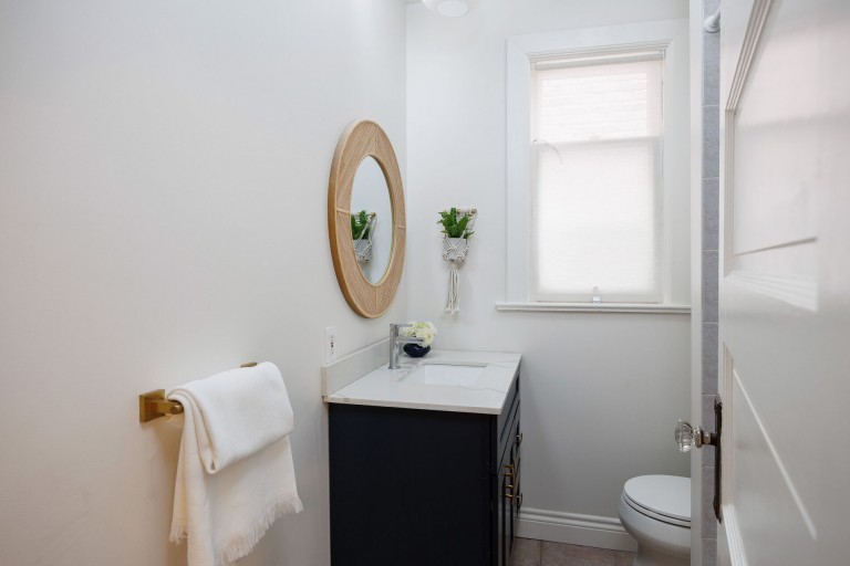166 Quebec Avenue, Toronto, Ontario, Canada photo 19