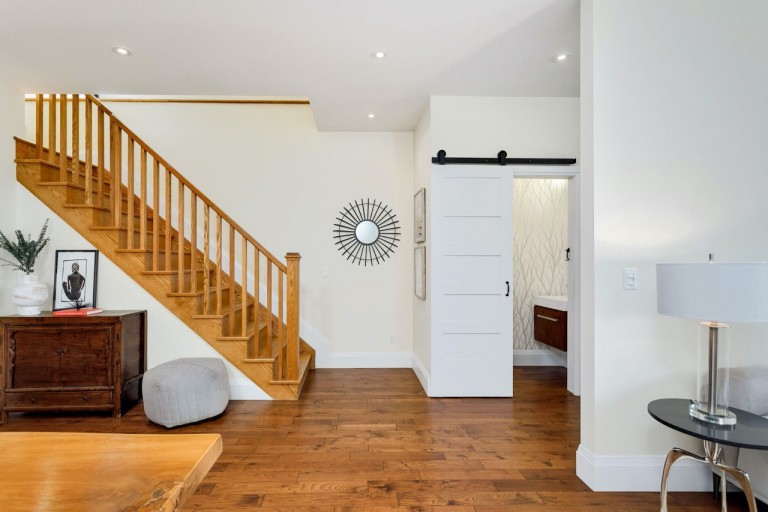 25 Mayfield Avenue, Toronto, Ontario, Canada photo 20