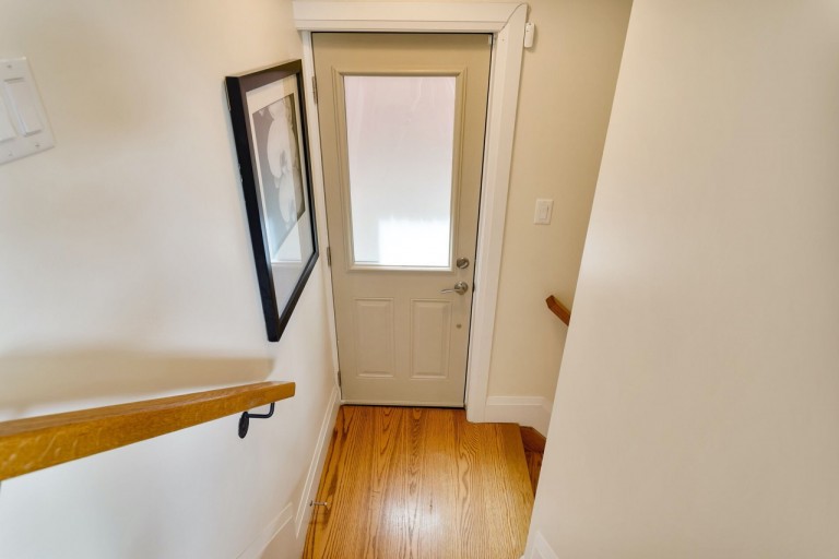 25 Mayfield Avenue, Toronto, Ontario, Canada photo 30