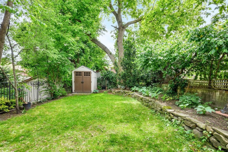 25 Mayfield Avenue, Toronto, Ontario, Canada photo 44
