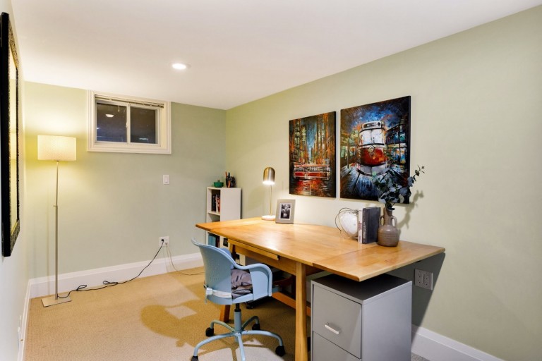 25 Mayfield Avenue, Toronto, Ontario, Canada photo 35