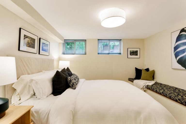 25 Mayfield Avenue, Toronto, Ontario, Canada photo 34