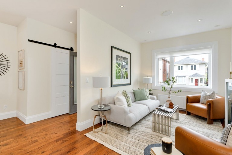 25 Mayfield Avenue, Toronto, Ontario, Canada photo 6
