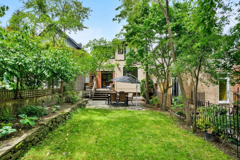 25 Mayfield Avenue, Toronto, Ontario, Canada photo 42