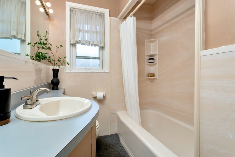 64 Mooreshead Drive, Toronto, Ontario, Canada photo 16