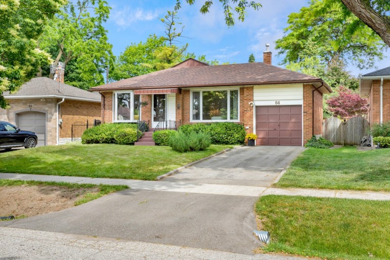 64 Mooreshead Drive, Toronto, Ontario, Canada photo 2