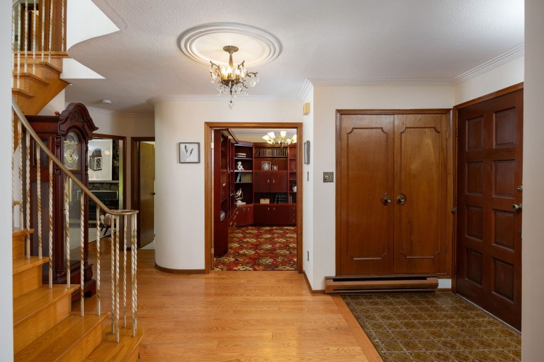 90 Humberview Road, Toronto, Ontario, Canada photo 17