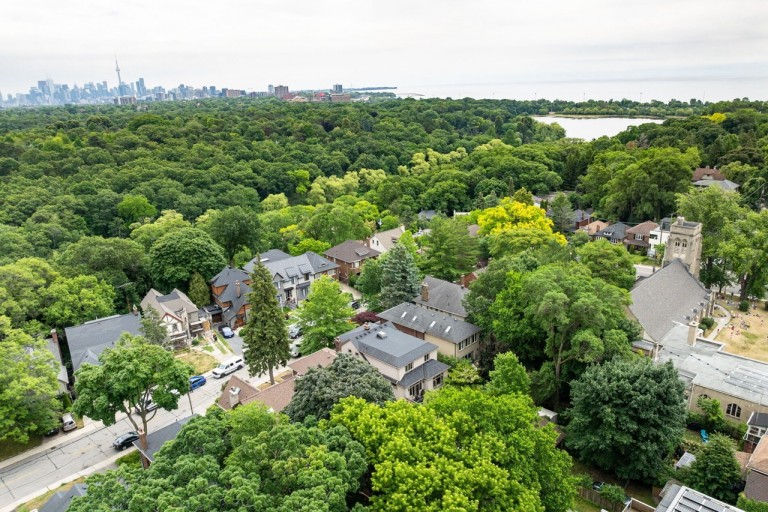 16 The Palisades, Toronto, Ontario, Canada